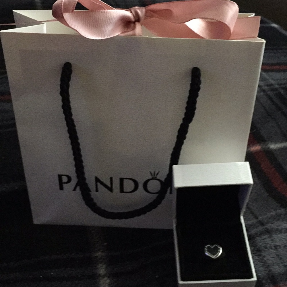 Pandora sterling silver size 7 heart ring. Engrave